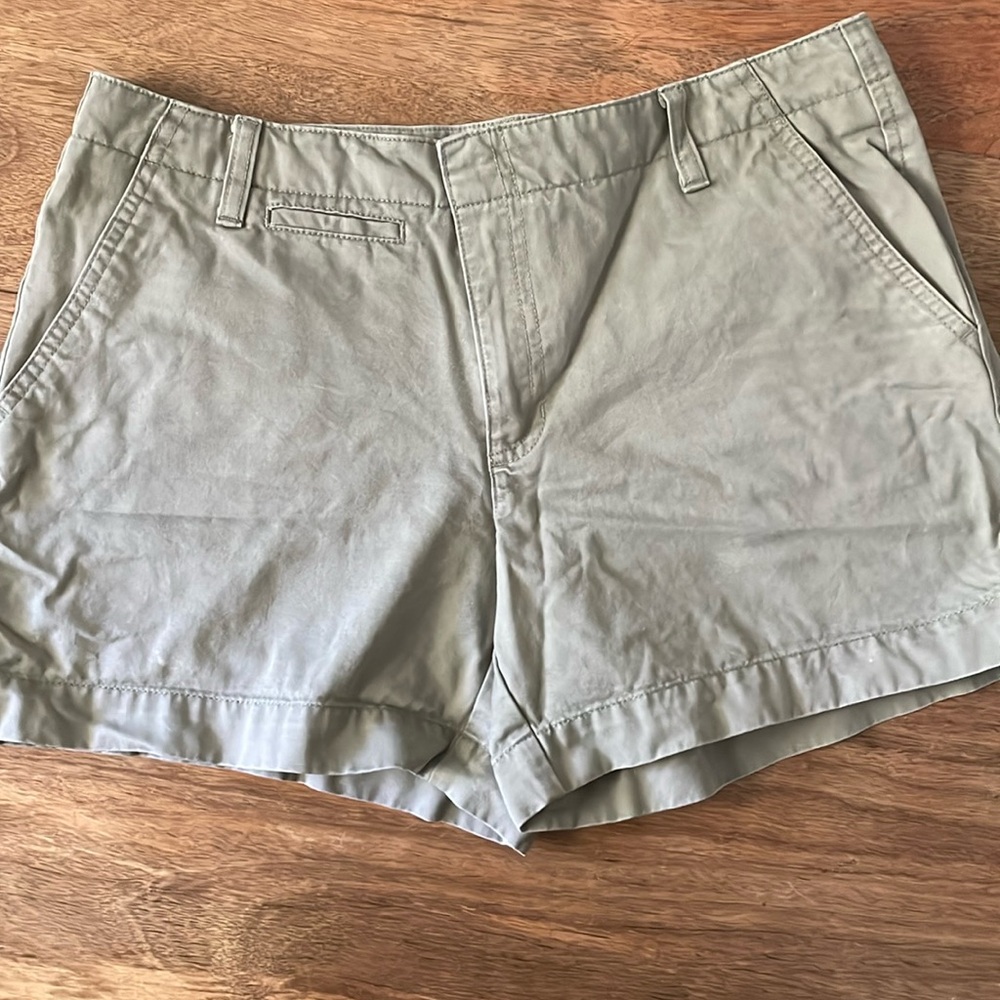 Vintage Old Navy 3.5” Short size 8